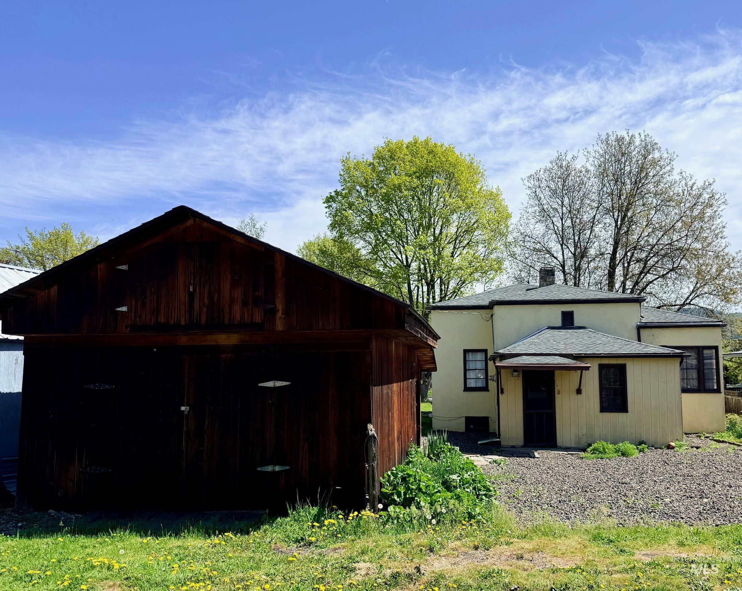 810 Main Street, Kamiah, Idaho 83536, 3 Bedrooms, 1 Bathroom, Residential For Sale, Price $230,000, 98983009