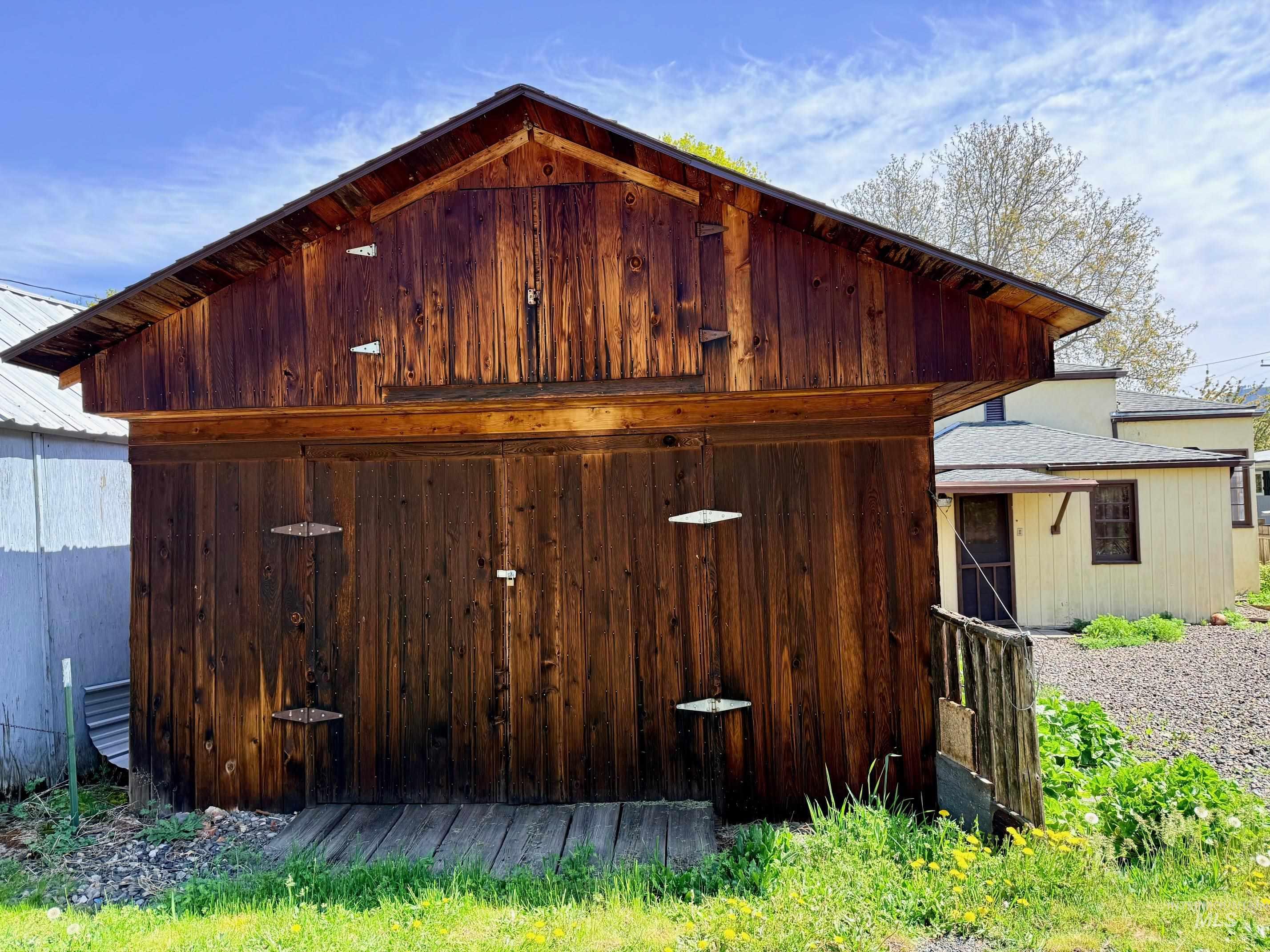 810 Main Street, Kamiah, Idaho 83536, 3 Bedrooms, 1 Bathroom, Residential For Sale, Price $230,000, 98983009