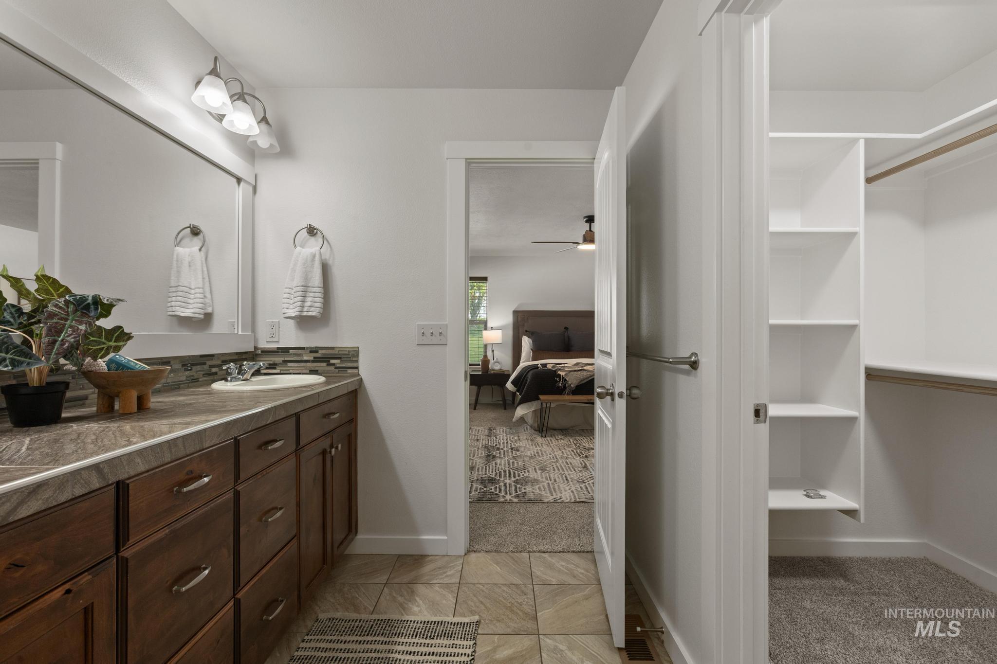 2040 Kelly Dr, Payette, Idaho 83661, 3 Bedrooms, 2 Bathrooms, Residential For Sale, Price $449,900,MLS 98983019