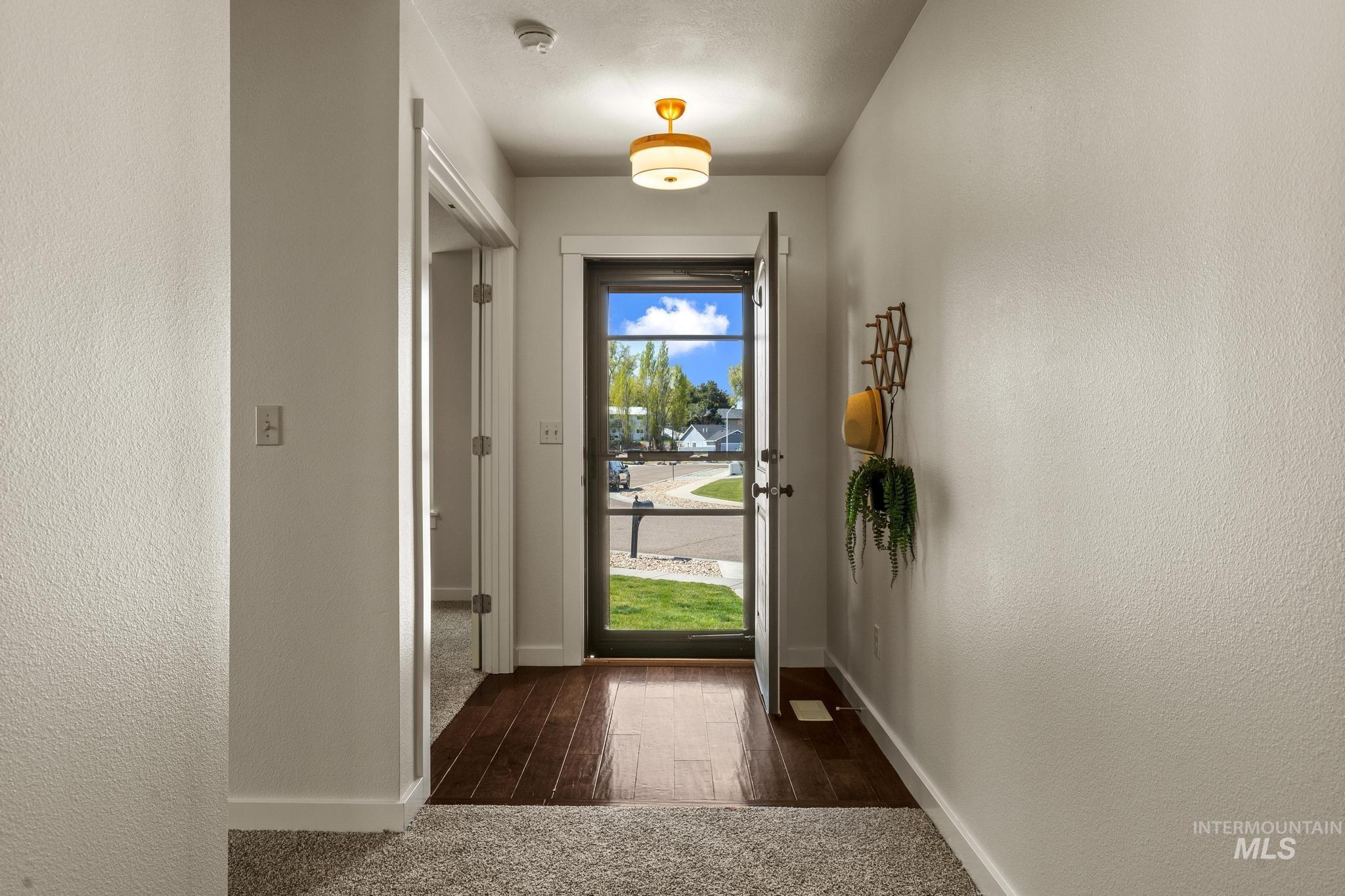 2040 Kelly Dr, Payette, Idaho 83661, 3 Bedrooms, 2 Bathrooms, Residential For Sale, Price $449,900,MLS 98983019