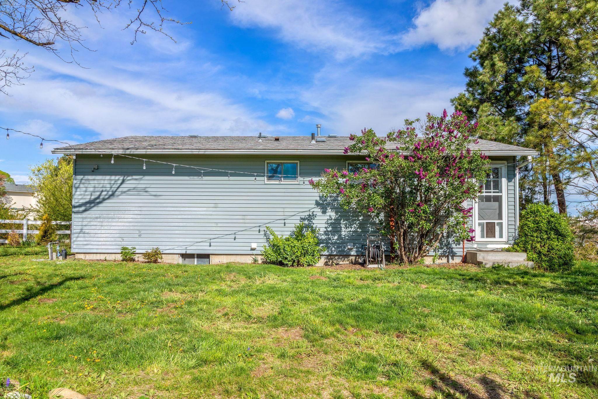 6621 E Willow Ave, Nampa, Idaho 83687, 4 Bedrooms, 2 Bathrooms, Residential For Sale, Price $555,000,MLS 98983020