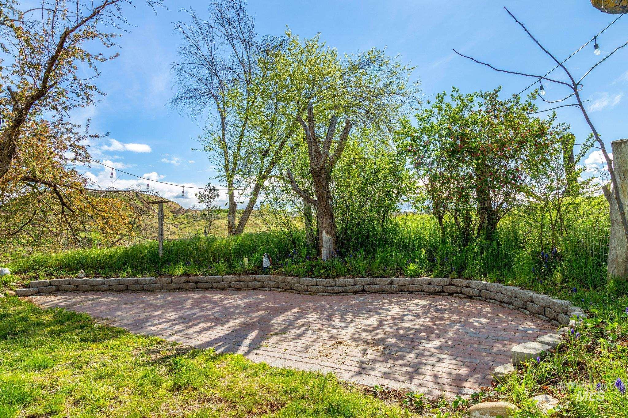 6621 E Willow Ave, Nampa, Idaho 83687, 4 Bedrooms, 2 Bathrooms, Residential For Sale, Price $555,000,MLS 98983020