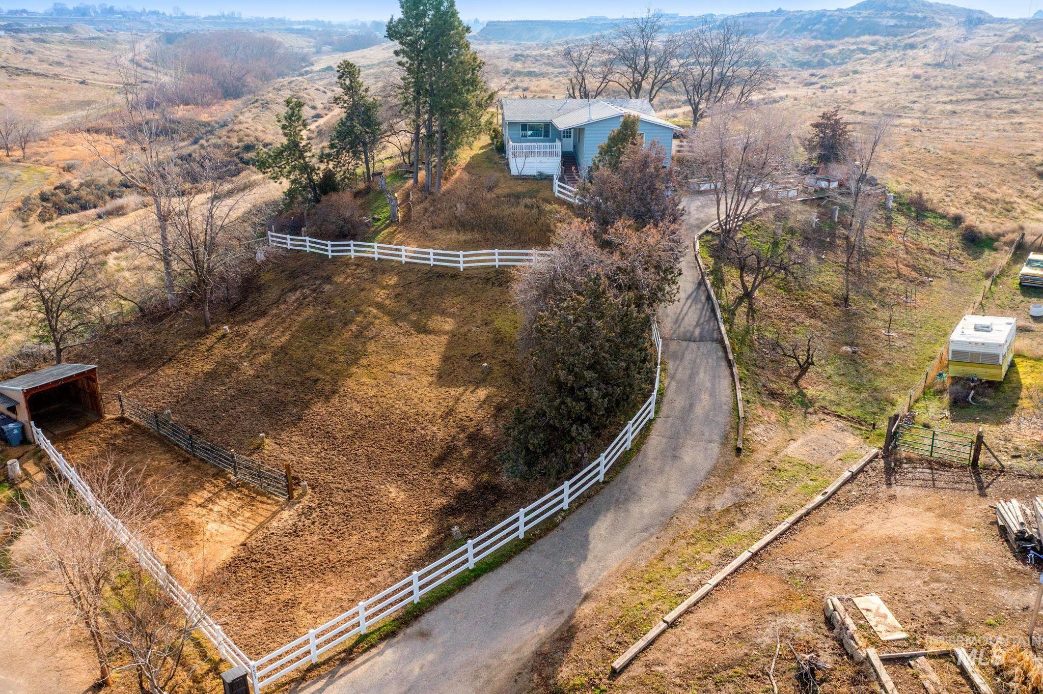 6621 E Willow Ave, Nampa, Idaho 83687, 4 Bedrooms, 2 Bathrooms, Residential For Sale, Price $555,000,MLS 98983020