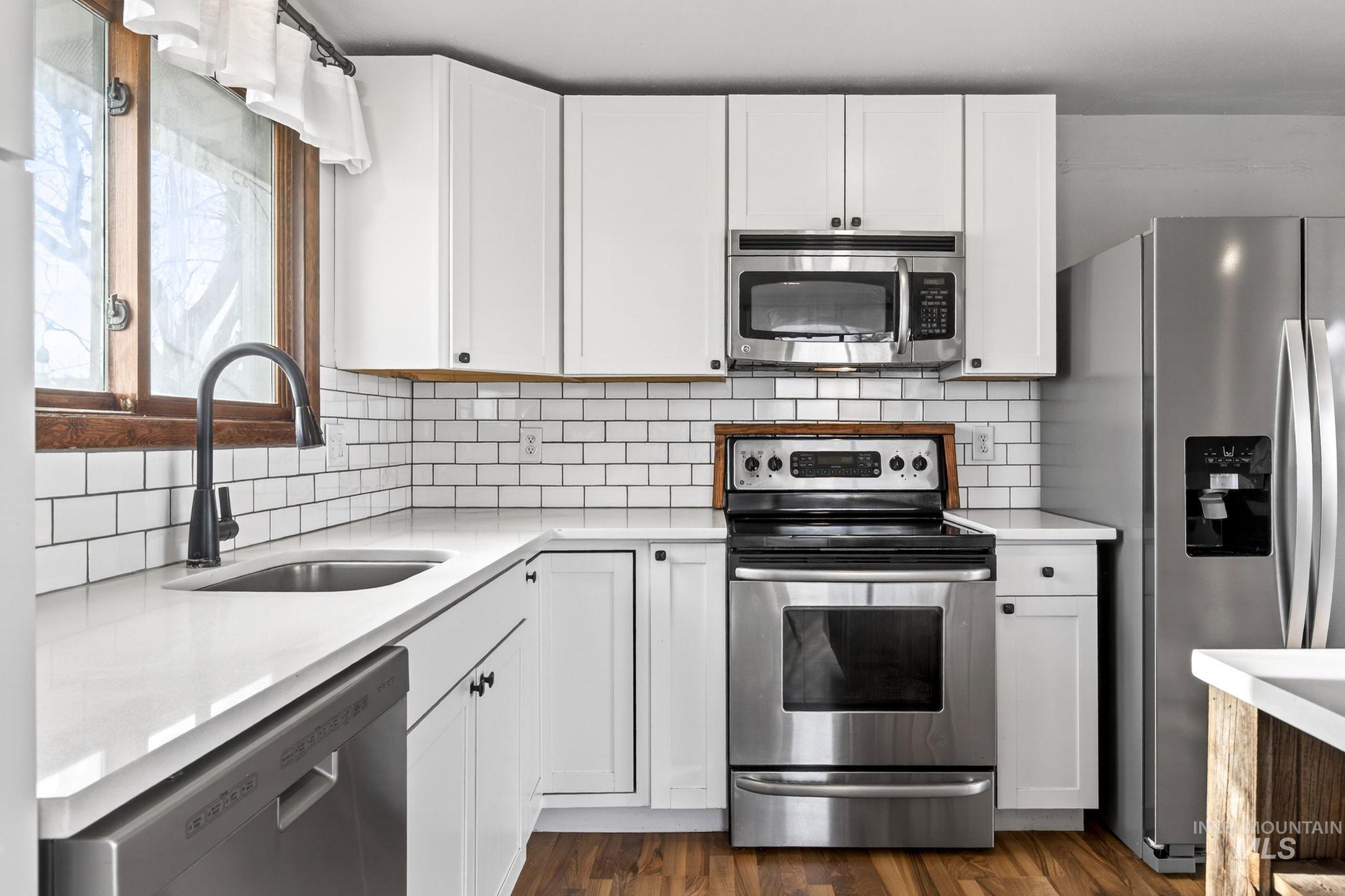 6621 E Willow Ave, Nampa, Idaho 83687, 4 Bedrooms, 2 Bathrooms, Residential For Sale, Price $555,000,MLS 98983020