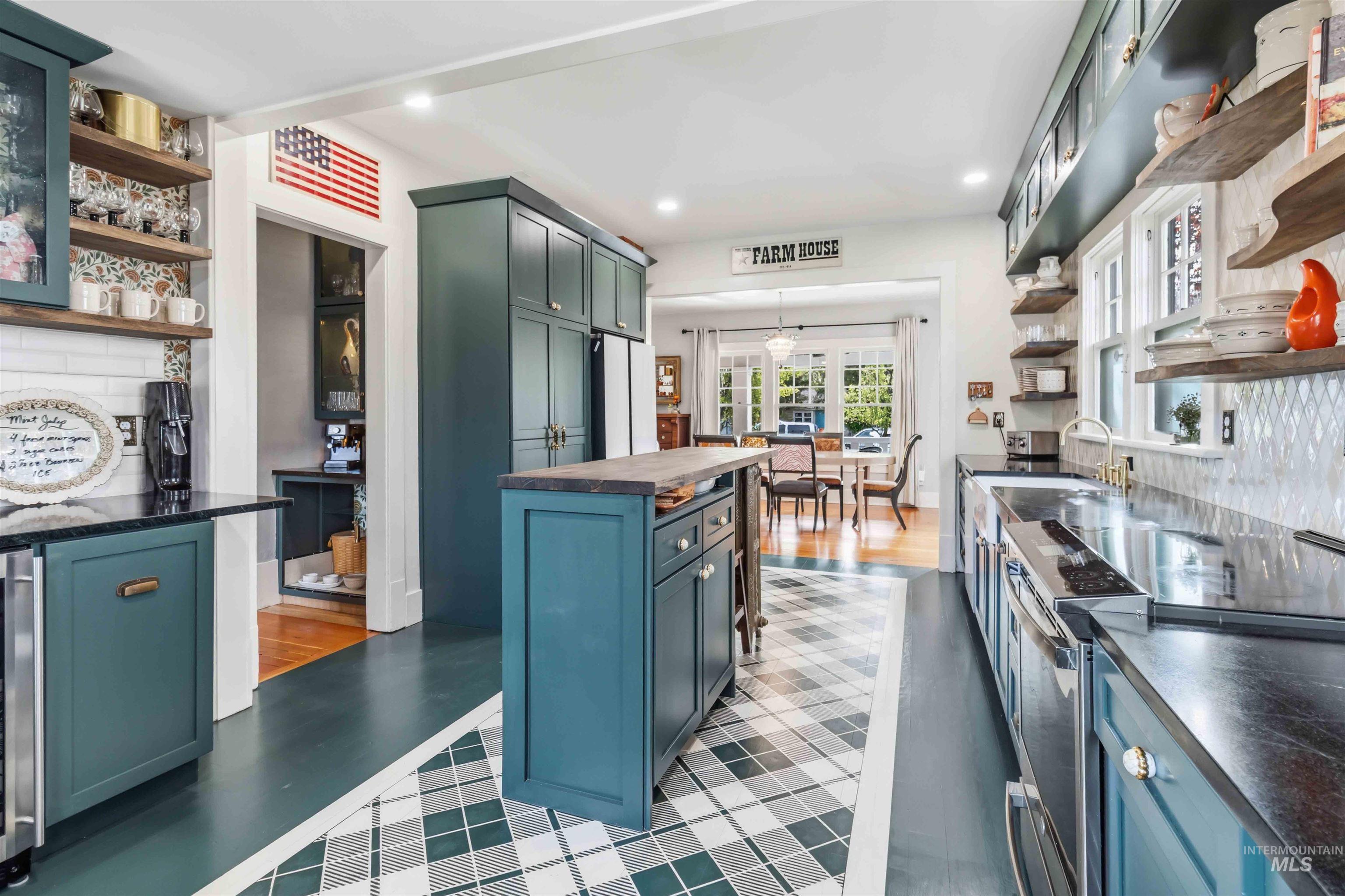2603 N 28th, Boise, Idaho 83703, 5 Bedrooms, 3.5 Bathrooms, Residential For Sale, Price $1,200,000,MLS 98983021