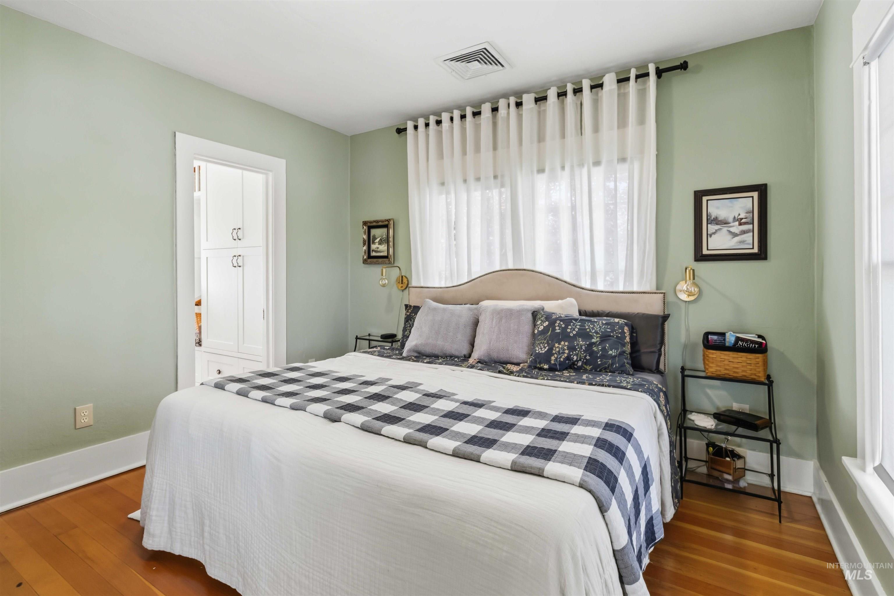 2603 N 28th, Boise, Idaho 83703, 5 Bedrooms, 3.5 Bathrooms, Residential For Sale, Price $1,200,000,MLS 98983021
