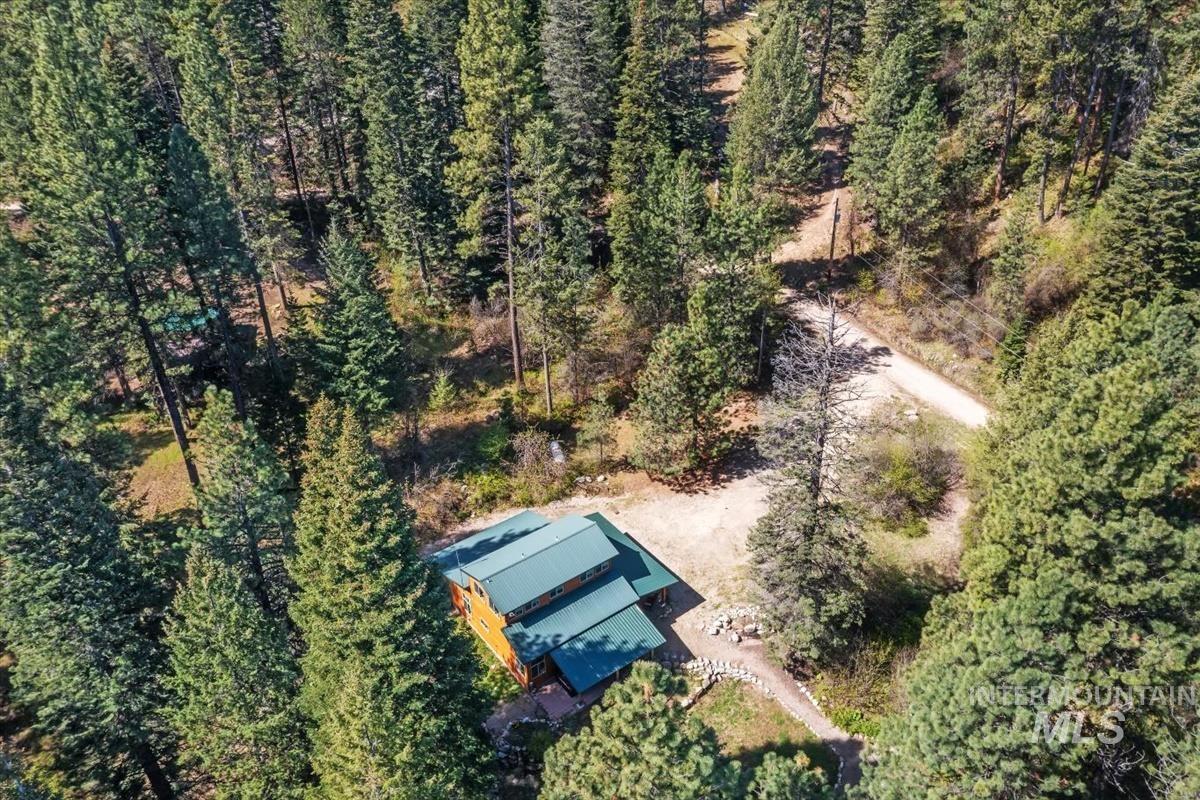 11 Shadow Rd, Garden Valley, Idaho 83622, 3 Bedrooms, 2 Bathrooms, Residential For Sale, Price $559,900,MLS 98983023