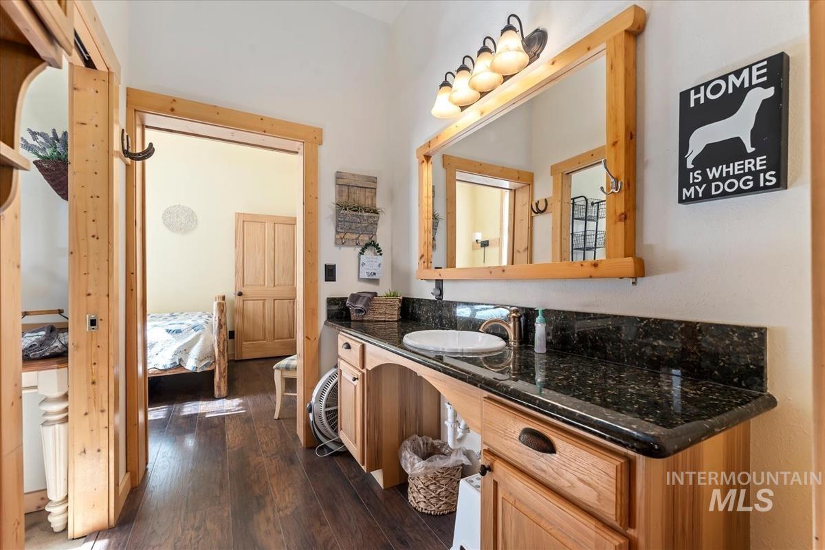 11 Shadow Rd, Garden Valley, Idaho 83622, 3 Bedrooms, 2 Bathrooms, Residential For Sale, Price $559,900,MLS 98983023