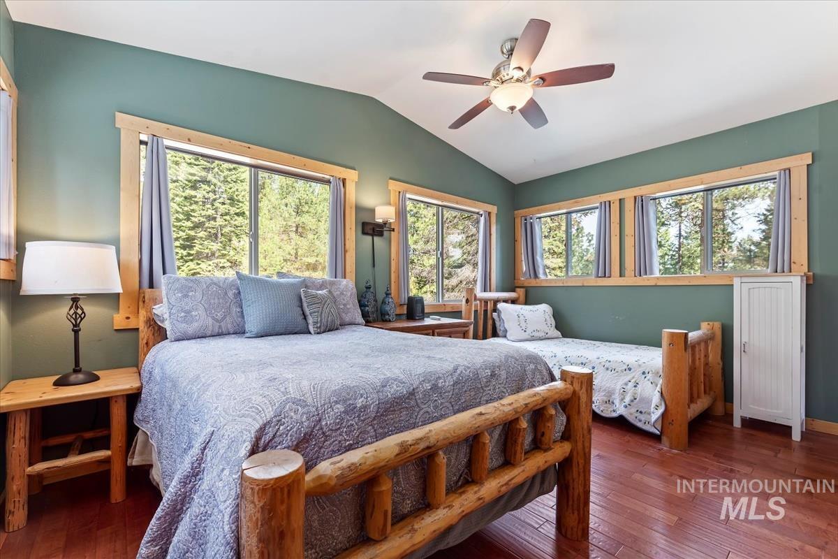 11 Shadow Rd, Garden Valley, Idaho 83622, 3 Bedrooms, 2 Bathrooms, Residential For Sale, Price $559,900,MLS 98983023