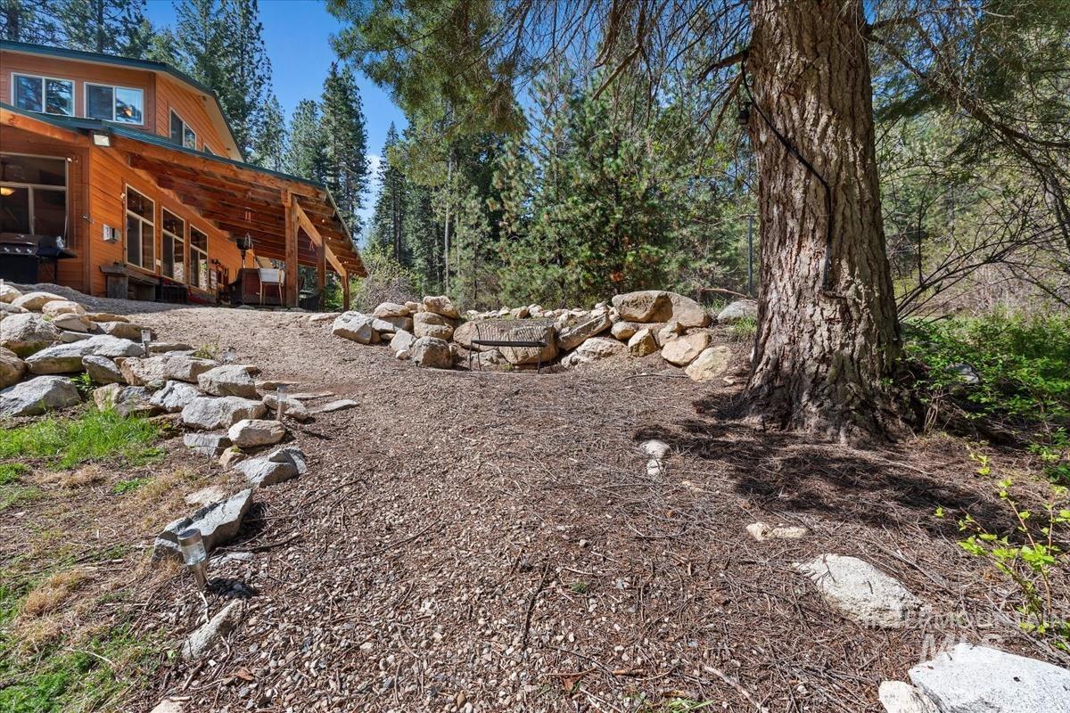 11 Shadow Rd, Garden Valley, Idaho 83622, 3 Bedrooms, 2 Bathrooms, Residential For Sale, Price $559,900,MLS 98983023