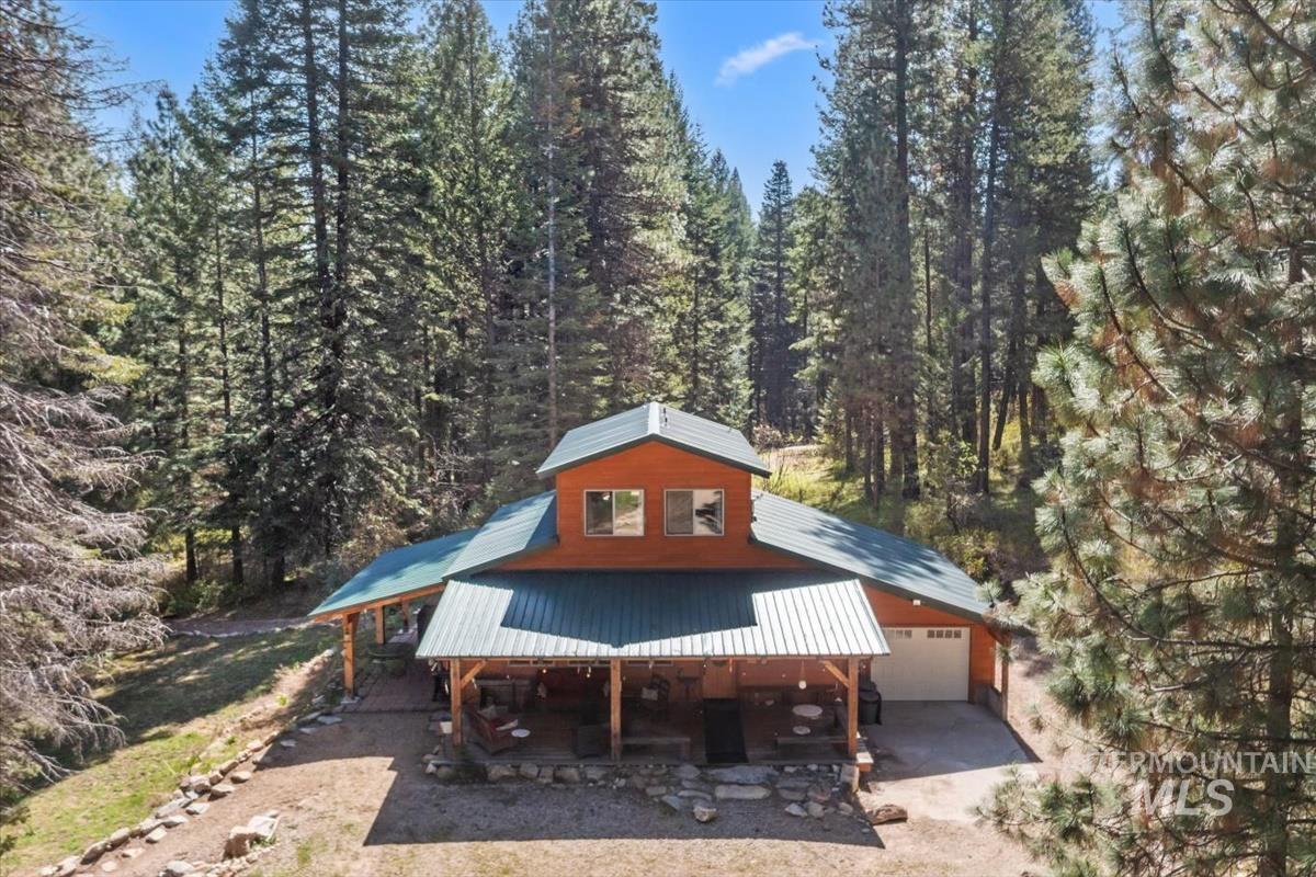 11 Shadow Rd, Garden Valley, Idaho 83622, 3 Bedrooms, 2 Bathrooms, Residential For Sale, Price $559,900,MLS 98983023