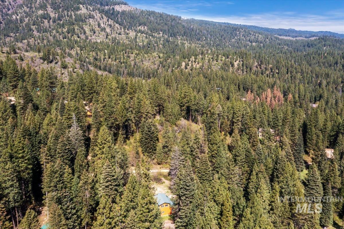 11 Shadow Rd, Garden Valley, Idaho 83622, 3 Bedrooms, 2 Bathrooms, Residential For Sale, Price $559,900,MLS 98983023