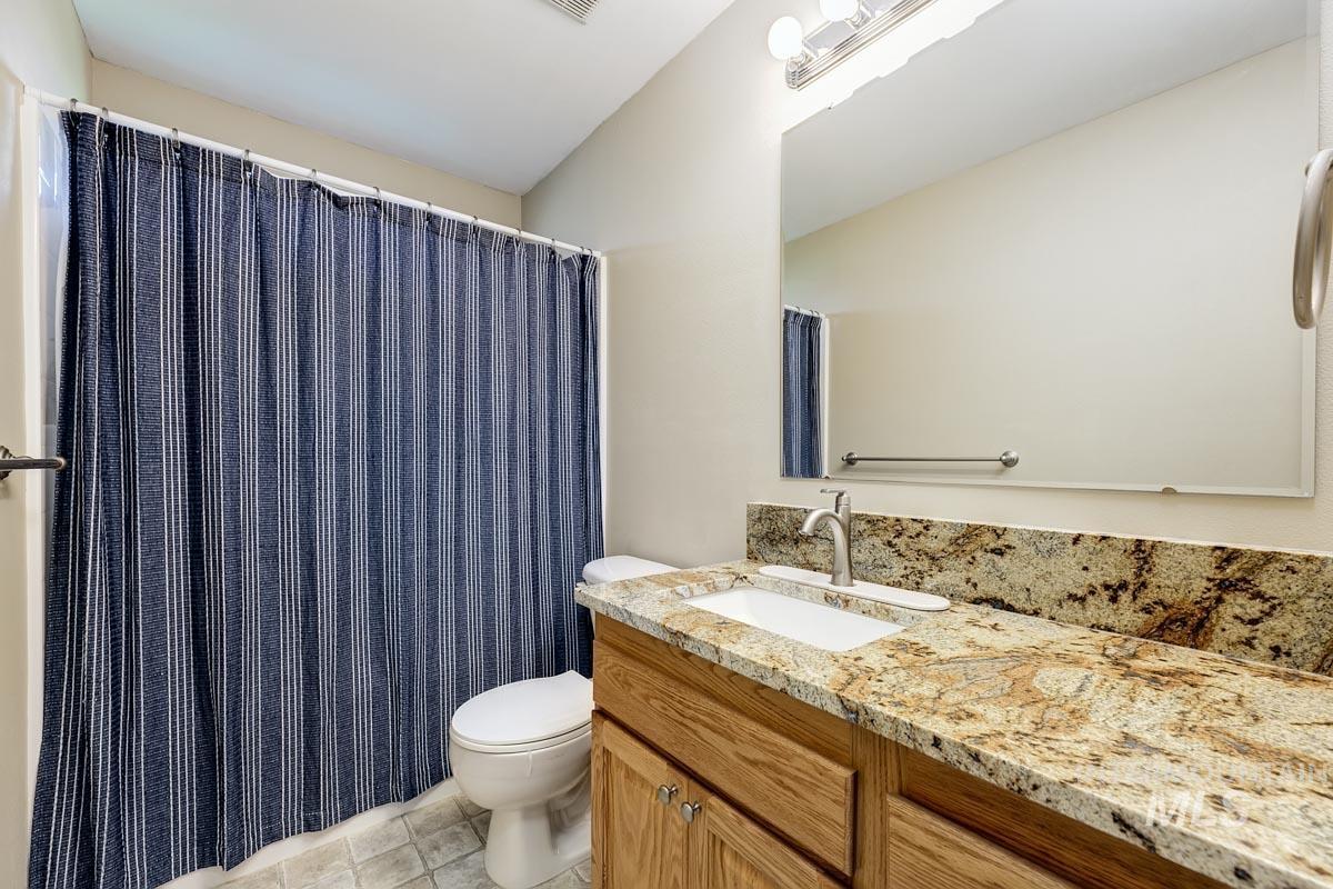 4151 Clearbrook Pl, Meridian, Idaho 83646, 4 Bedrooms, 3 Bathrooms, Residential For Sale, Price $598,000,MLS 98983025