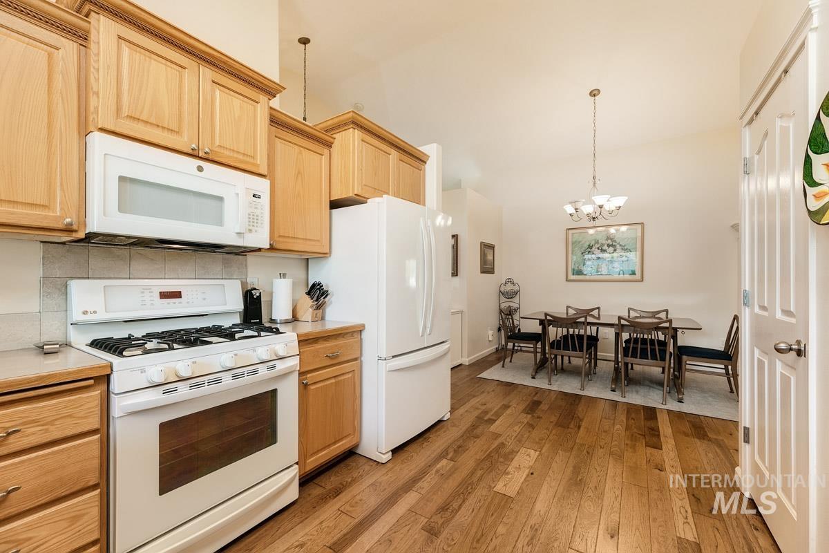 4151 Clearbrook Pl, Meridian, Idaho 83646, 4 Bedrooms, 3 Bathrooms, Residential For Sale, Price $598,000,MLS 98983025