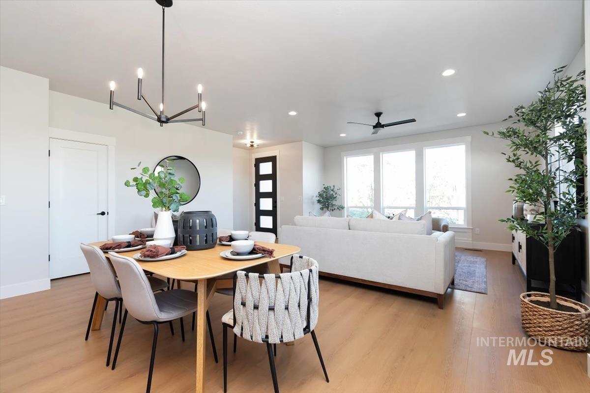 6397 N Birch Run Ln, Eagle, Idaho 83616, 3 Bedrooms, 2.5 Bathrooms, Residential For Sale, Price $524,800,MLS 98983027