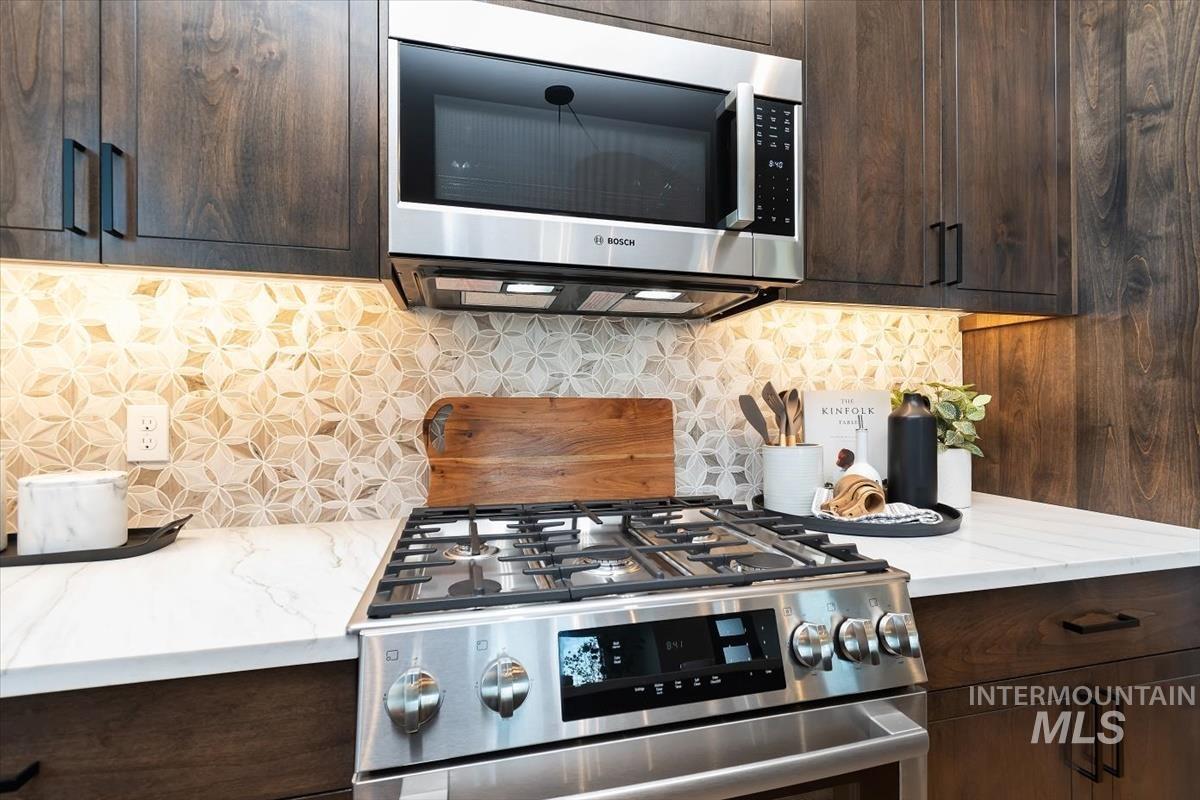 6397 N Birch Run Ln, Eagle, Idaho 83616, 3 Bedrooms, 2.5 Bathrooms, Residential For Sale, Price $524,800,MLS 98983027