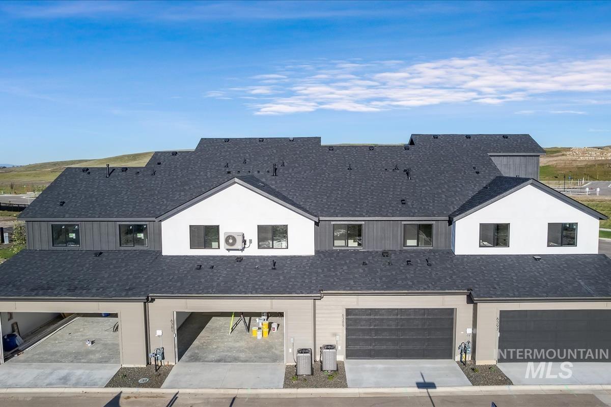 6397 N Birch Run Ln, Eagle, Idaho 83616, 3 Bedrooms, 2.5 Bathrooms, Residential For Sale, Price $524,800,MLS 98983027