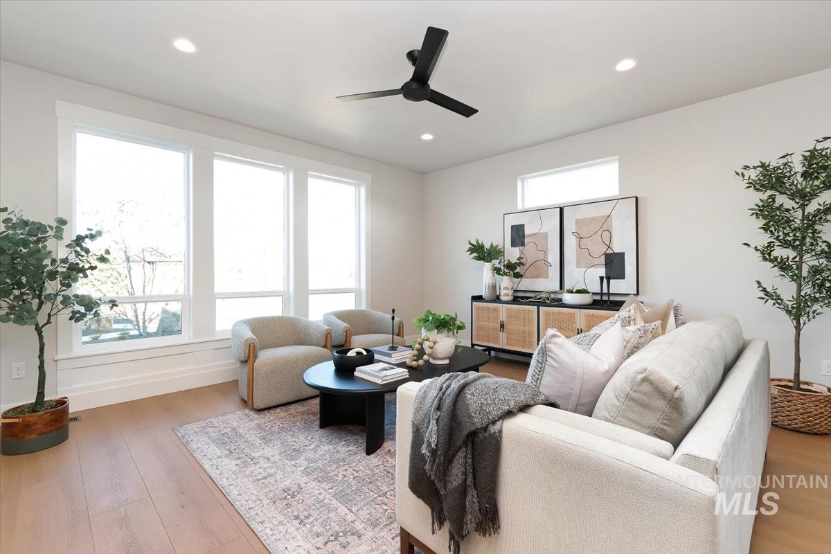 6397 N Birch Run Ln, Eagle, Idaho 83616, 3 Bedrooms, 2.5 Bathrooms, Residential For Sale, Price $524,800,MLS 98983027