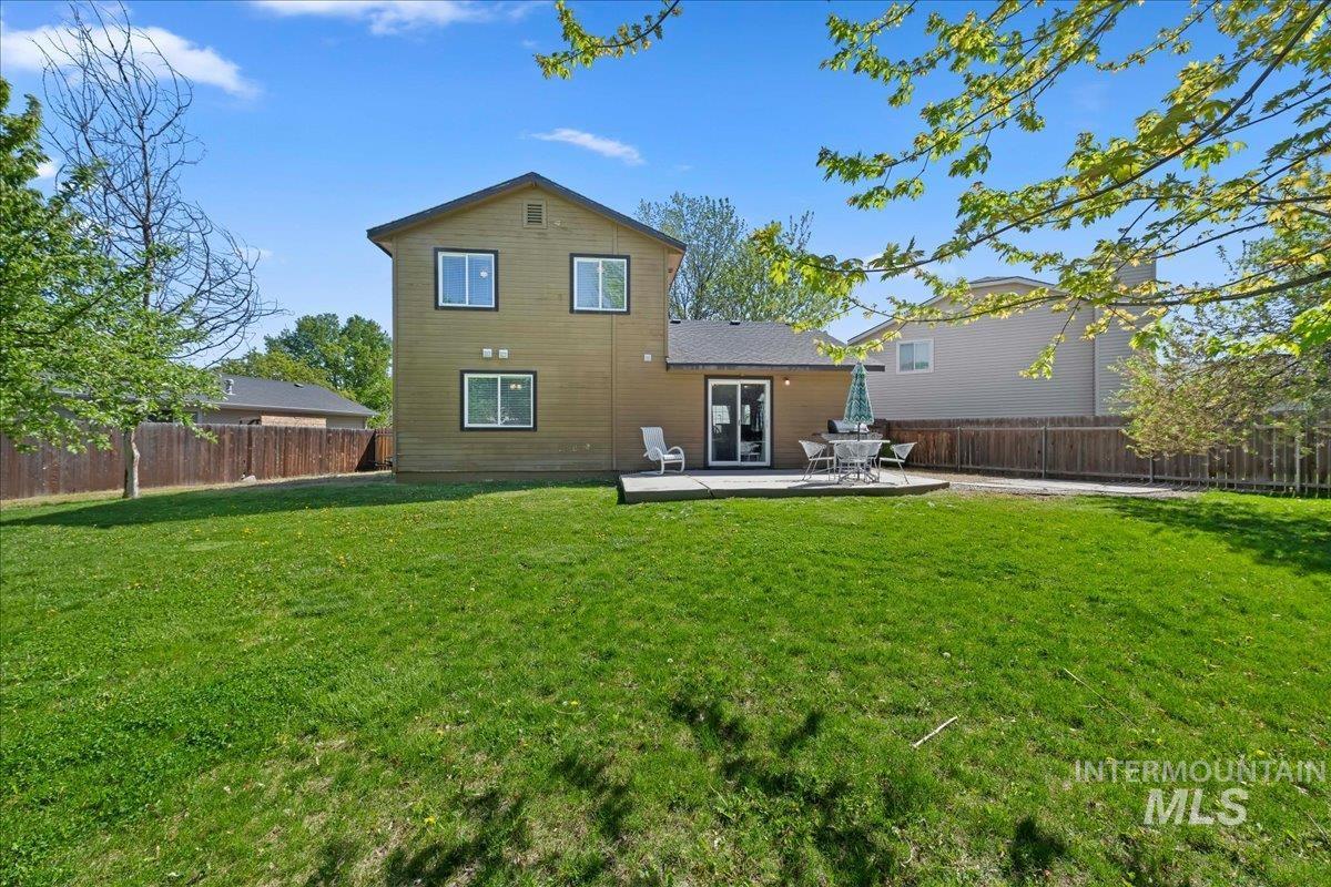 2021 N Eureka Ave., Meridian, Idaho 83646, 4 Bedrooms, 2.5 Bathrooms, Residential For Sale, Price $422,000,MLS 98983028