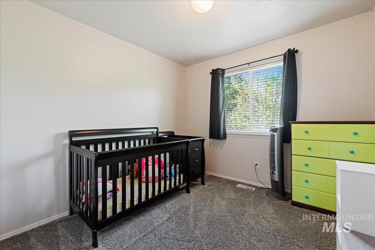 2021 N Eureka Ave., Meridian, Idaho 83646, 4 Bedrooms, 2.5 Bathrooms, Residential For Sale, Price $422,000,MLS 98983028