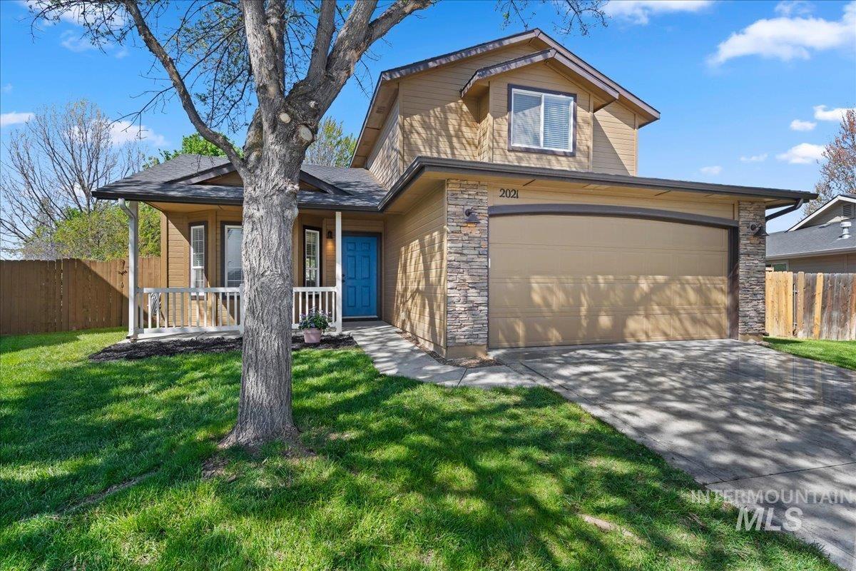2021 N Eureka Ave., Meridian, Idaho 83646, 4 Bedrooms, 2.5 Bathrooms, Residential For Sale, Price $422,000,MLS 98983028