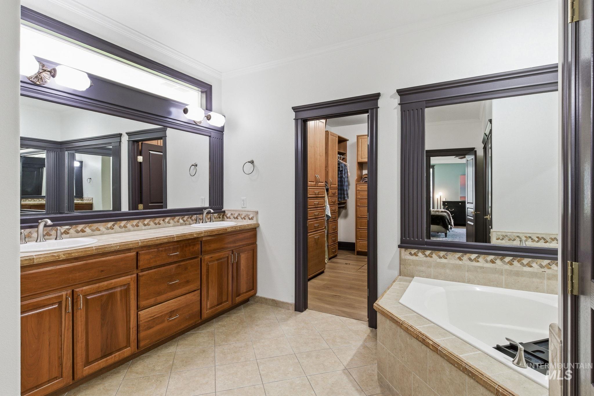 2958 W Champagne Ct., Eagle, Idaho 83616, 5 Bedrooms, 6 Bathrooms, Residential For Sale, Price $2,675,000, 98983029