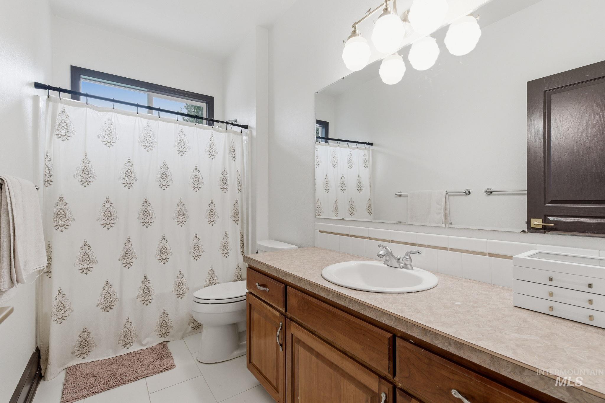 2958 W Champagne Ct., Eagle, Idaho 83616, 5 Bedrooms, 6 Bathrooms, Residential For Sale, Price $2,675,000, 98983029