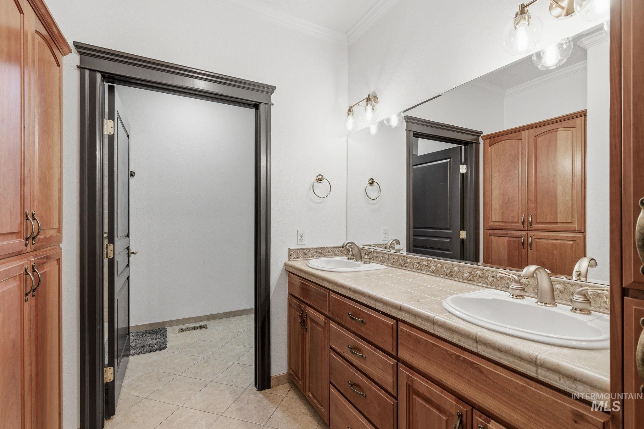 2958 W Champagne Ct., Eagle, Idaho 83616, 5 Bedrooms, 6 Bathrooms, Residential For Sale, Price $2,675,000, 98983029