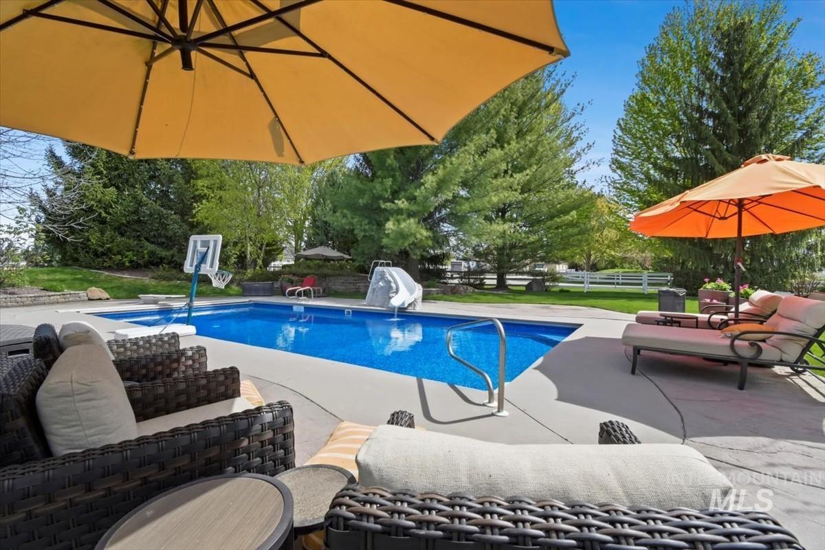 2958 W Champagne Ct., Eagle, Idaho 83616, 5 Bedrooms, 6 Bathrooms, Residential For Sale, Price $2,675,000, 98983029