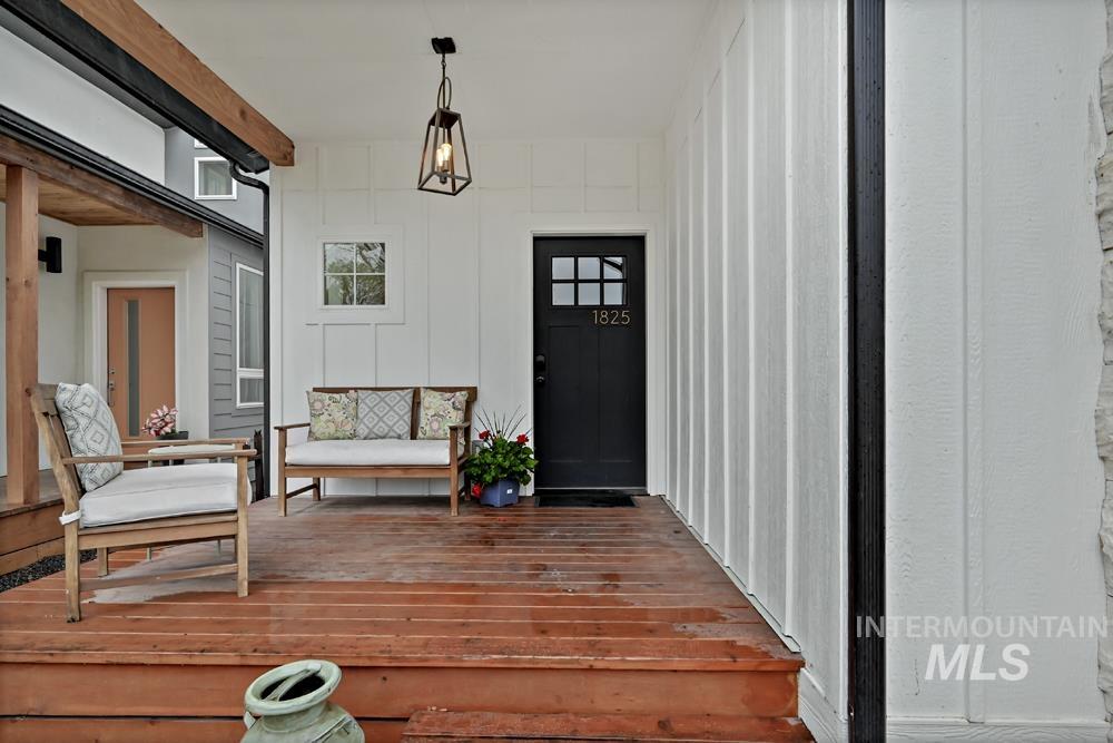 1825 N 30th Street, Boise, Idaho 83703, 4 Bedrooms, 3.5 Bathrooms, Residential For Sale, Price $899,900,MLS 98983033