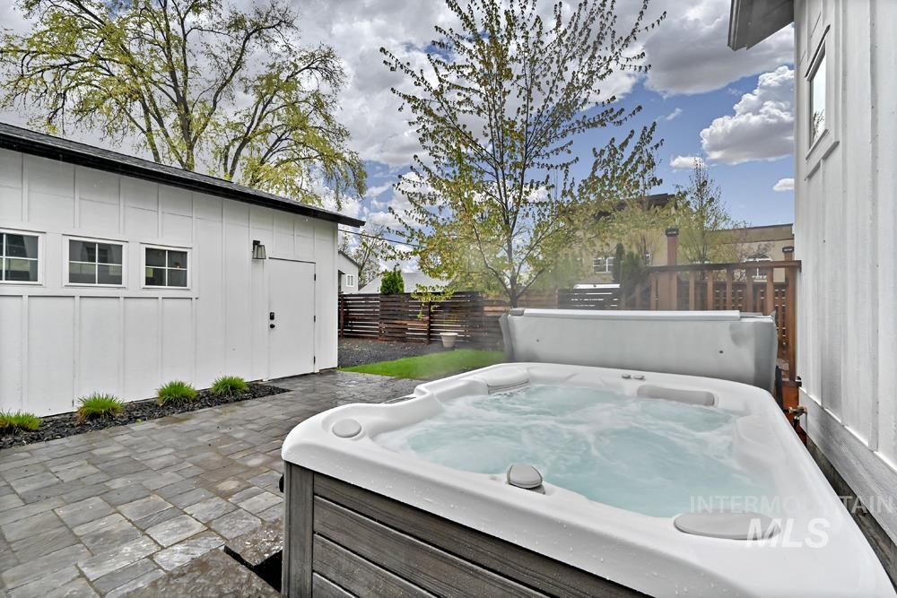 1825 N 30th Street, Boise, Idaho 83703, 4 Bedrooms, 3.5 Bathrooms, Residential For Sale, Price $899,900,MLS 98983033