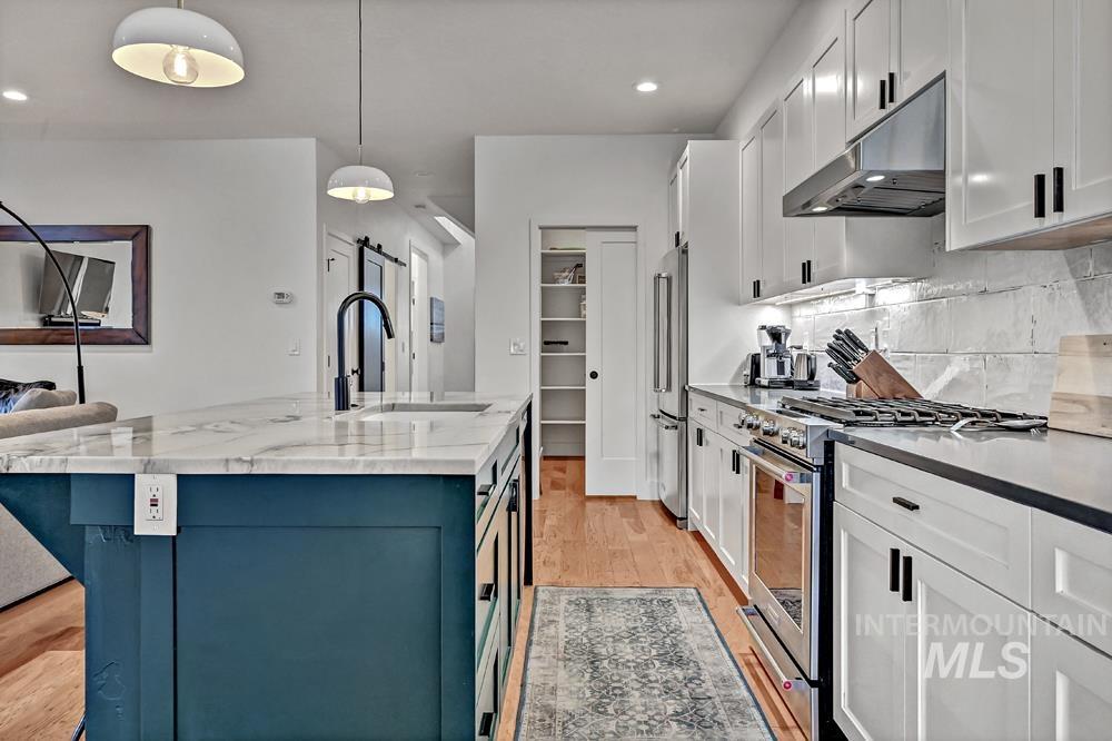 1825 N 30th Street, Boise, Idaho 83703, 4 Bedrooms, 3.5 Bathrooms, Residential For Sale, Price $899,900,MLS 98983033