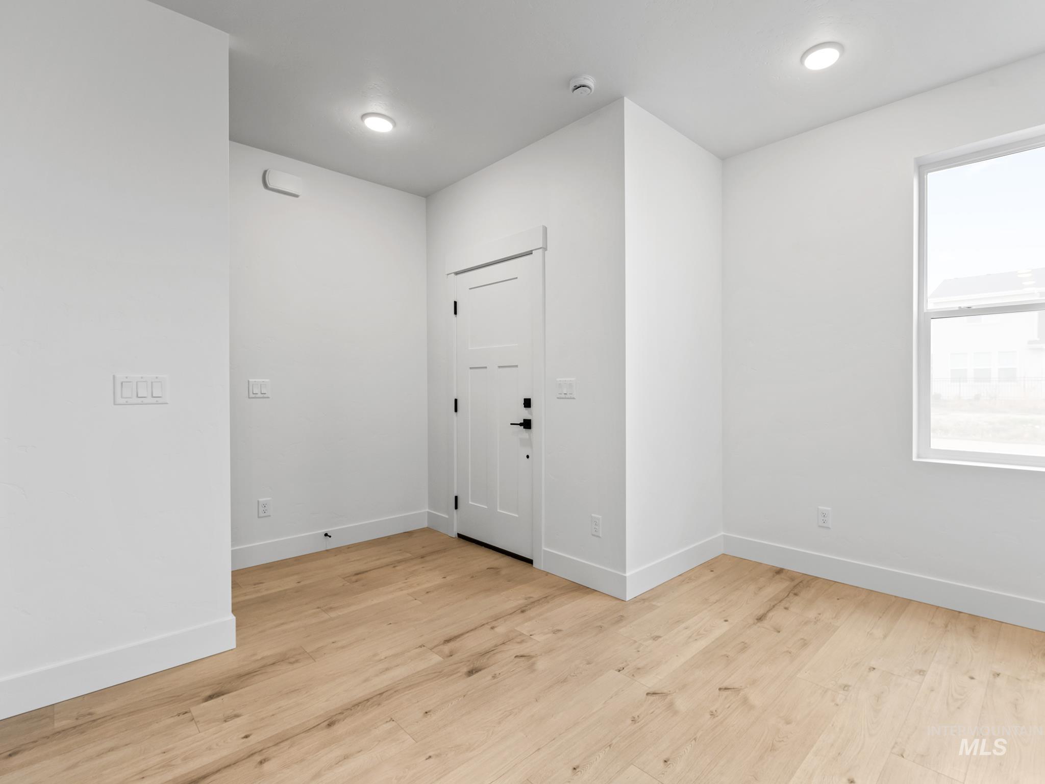 6369 S Sachet Ln, Meridian, Idaho 83642, 3 Bedrooms, 2.5 Bathrooms, Residential For Sale, Price $417,900,MLS 98983034