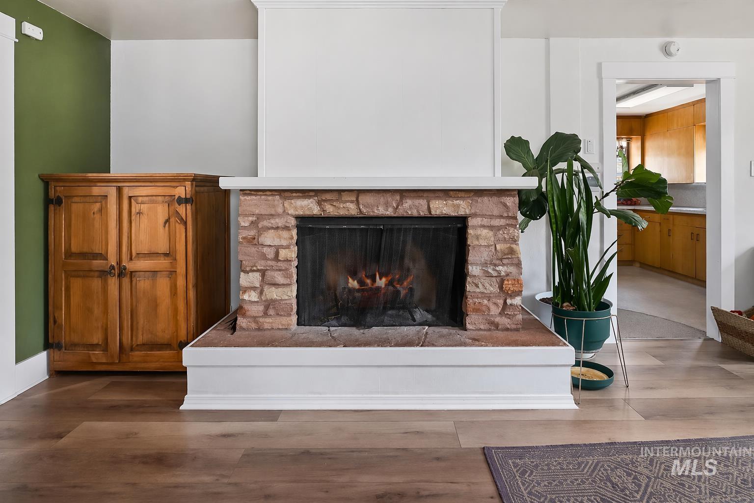 931 Robertson St, Buhl, Idaho 83316, 3 Bedrooms, 2 Bathrooms, Residential For Sale, Price $410,000,MLS 98983035