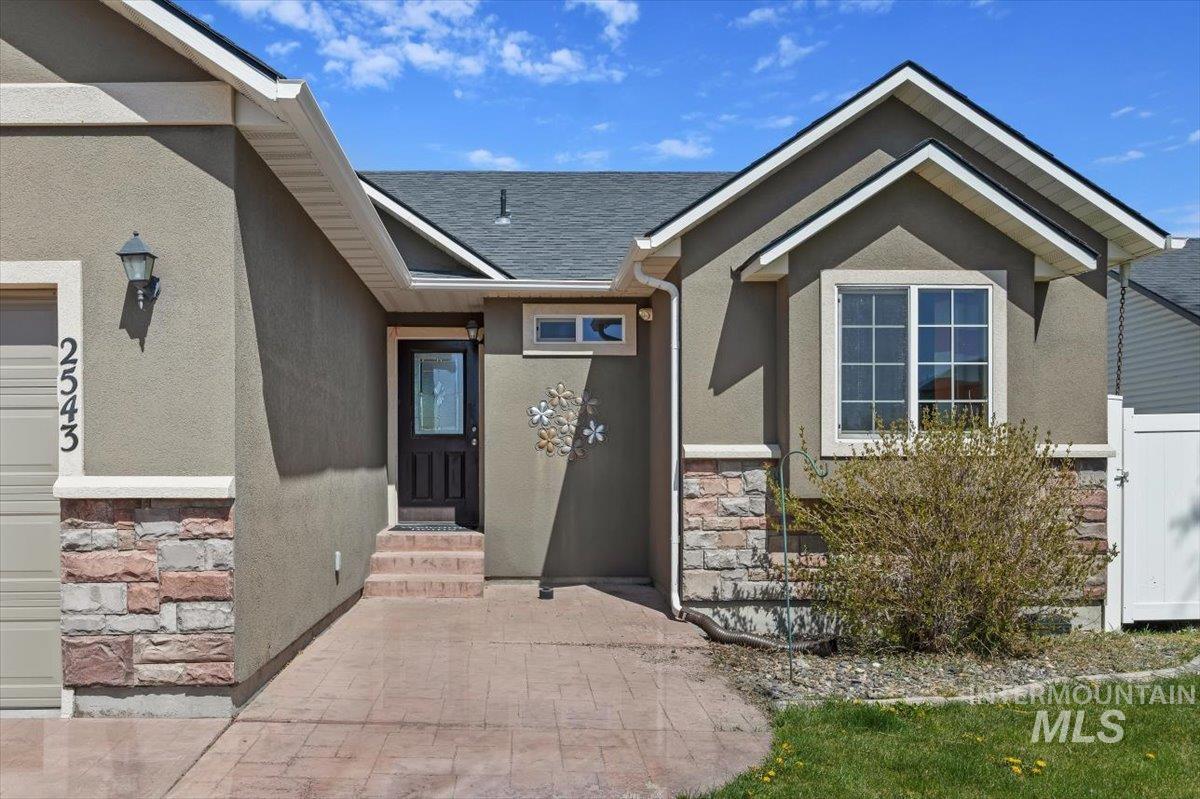 2543 Denali Dr, Burley, Idaho 83318, 5 Bedrooms, 3 Bathrooms, Residential For Sale, Price $465,000,MLS 98983036