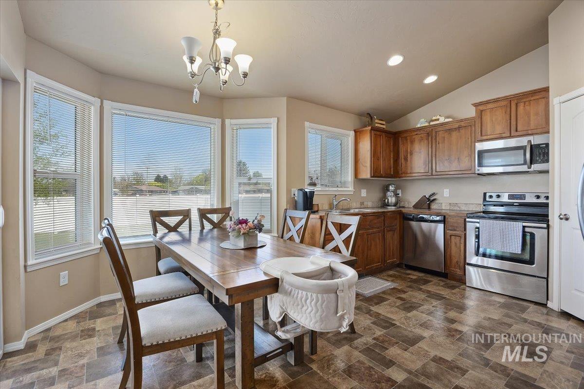 2543 Denali Dr, Burley, Idaho 83318, 5 Bedrooms, 3 Bathrooms, Residential For Sale, Price $465,000,MLS 98983036