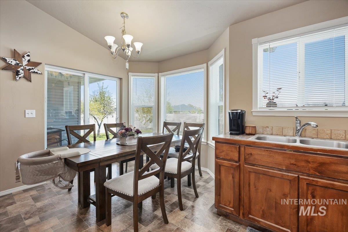 2543 Denali Dr, Burley, Idaho 83318, 5 Bedrooms, 3 Bathrooms, Residential For Sale, Price $465,000,MLS 98983036