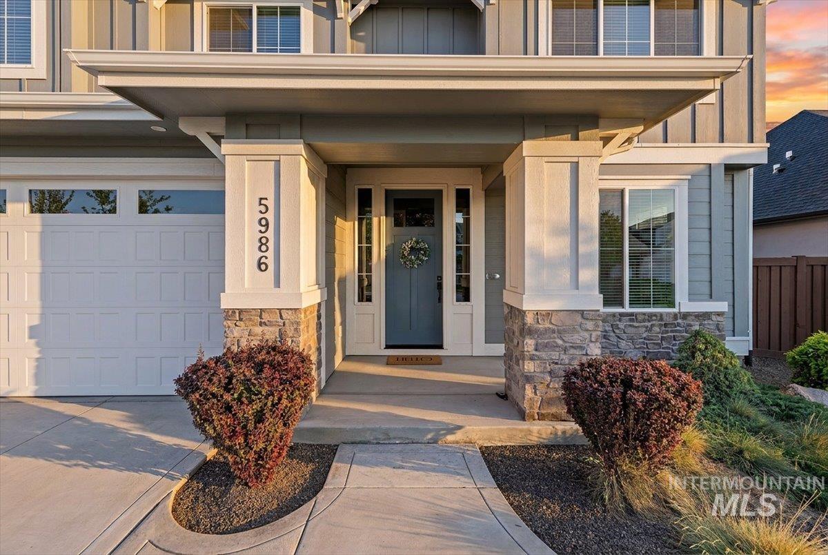 5986 N Vicenza Ave., Meridian, Idaho 83646, 4 Bedrooms, 2.5 Bathrooms, Residential For Sale, Price $774,900,MLS 98983037