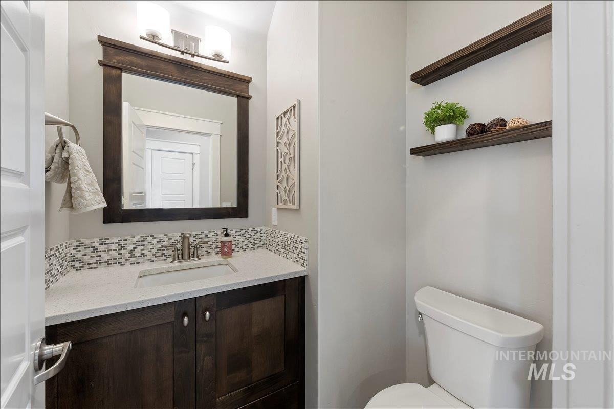 5986 N Vicenza Ave., Meridian, Idaho 83646, 4 Bedrooms, 2.5 Bathrooms, Residential For Sale, Price $774,900,MLS 98983037
