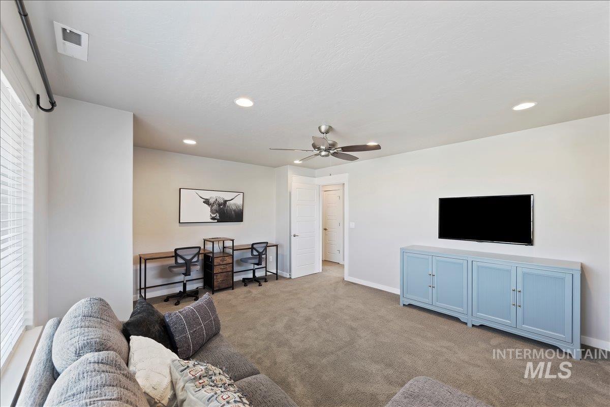 5986 N Vicenza Ave., Meridian, Idaho 83646, 4 Bedrooms, 2.5 Bathrooms, Residential For Sale, Price $774,900,MLS 98983037