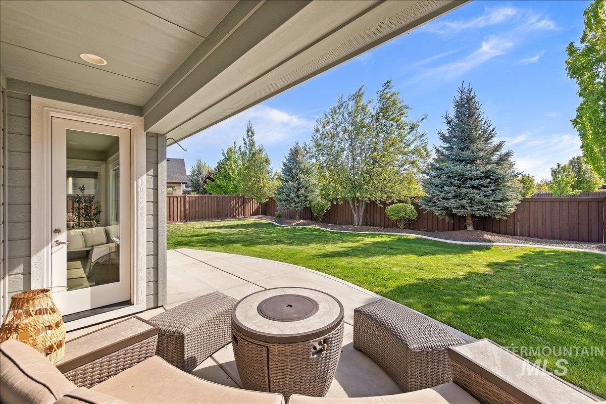 5986 N Vicenza Ave., Meridian, Idaho 83646, 4 Bedrooms, 2.5 Bathrooms, Residential For Sale, Price $774,900,MLS 98983037