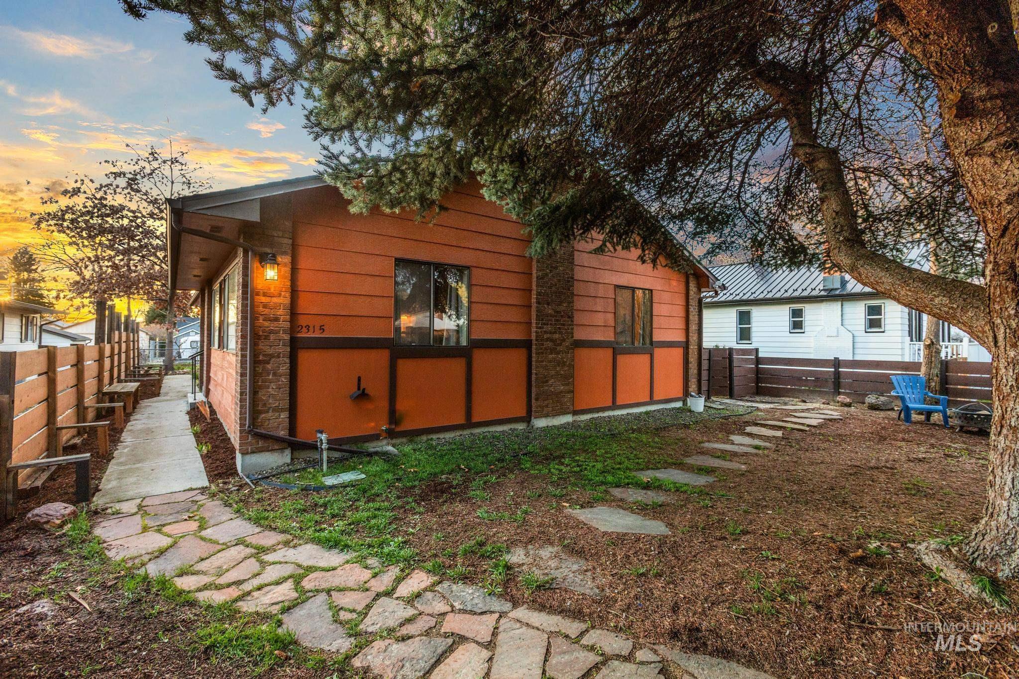 2315 N 23rd St, Boise, Idaho 83702-0528, 2 Bedrooms, 2 Bathrooms, Residential For Sale, Price $715,000,MLS 98983038