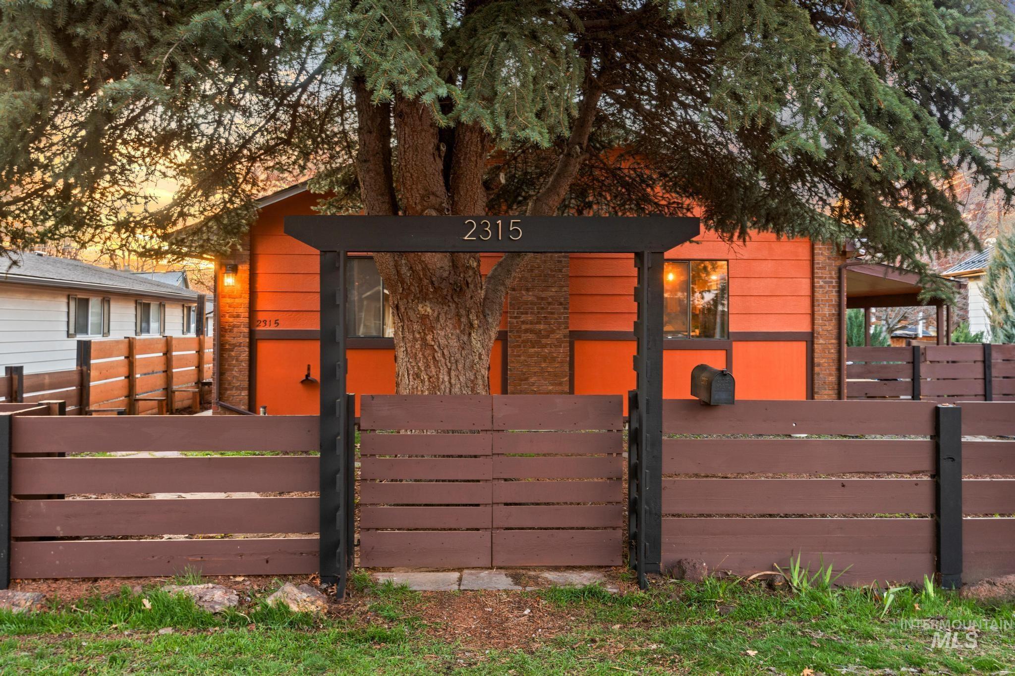 2315 N 23rd St, Boise, Idaho 83702-0528, 2 Bedrooms, 2 Bathrooms, Residential For Sale, Price $715,000,MLS 98983038