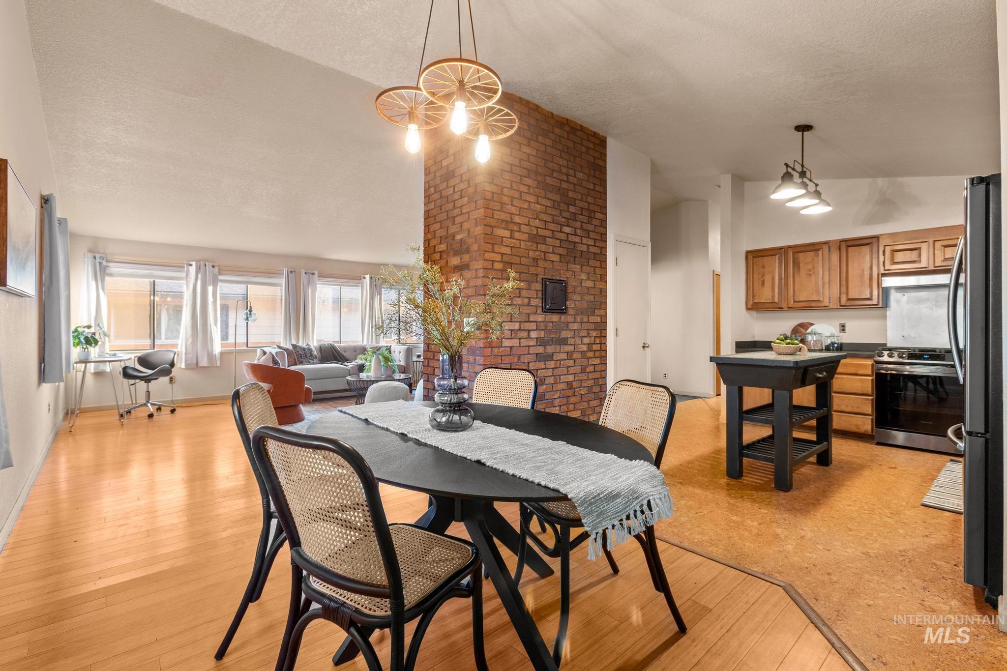 2315 N 23rd St, Boise, Idaho 83702-0528, 2 Bedrooms, 2 Bathrooms, Residential For Sale, Price $715,000,MLS 98983038