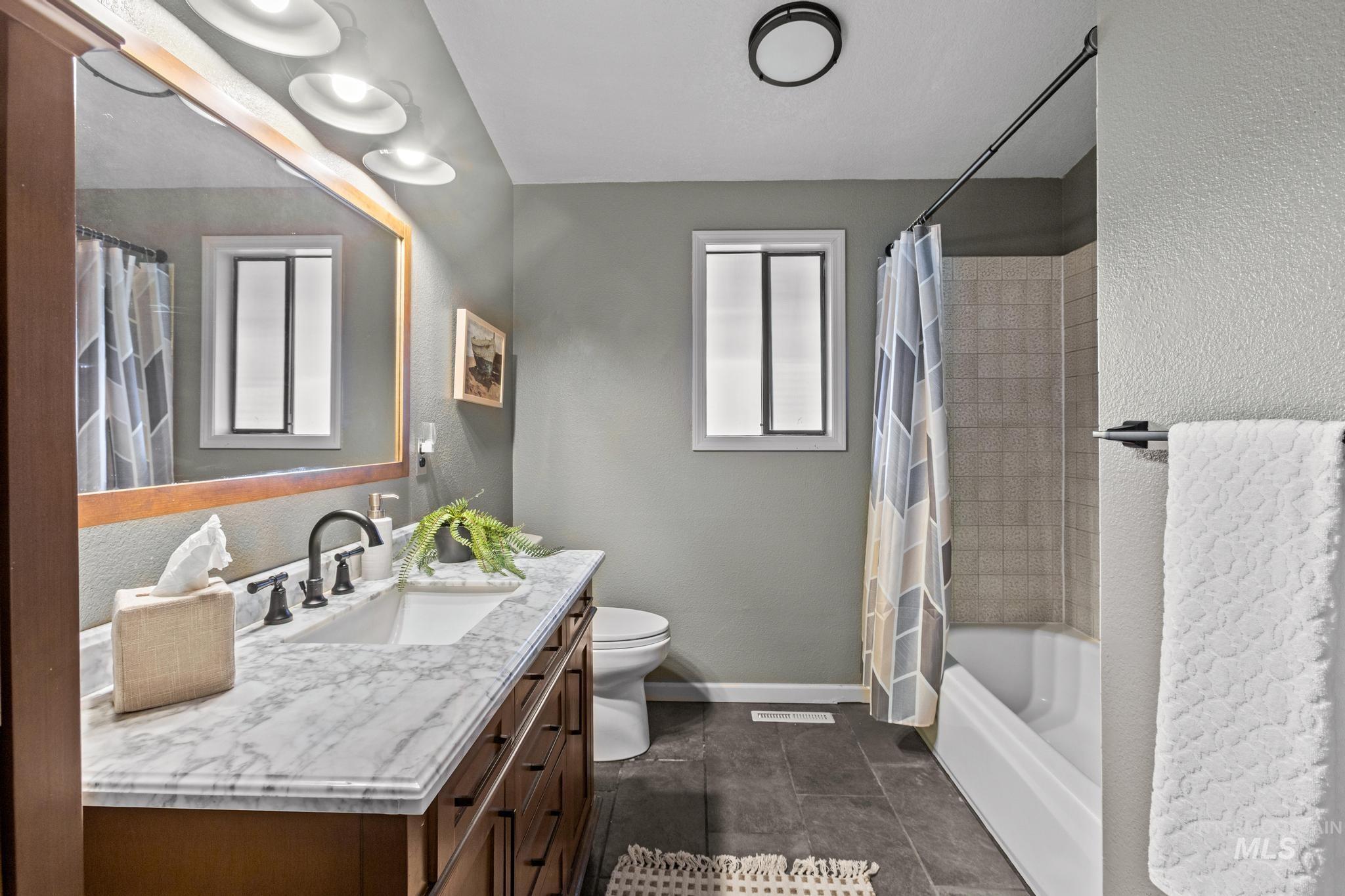 2315 N 23rd St, Boise, Idaho 83702-0528, 2 Bedrooms, 2 Bathrooms, Residential For Sale, Price $715,000,MLS 98983038