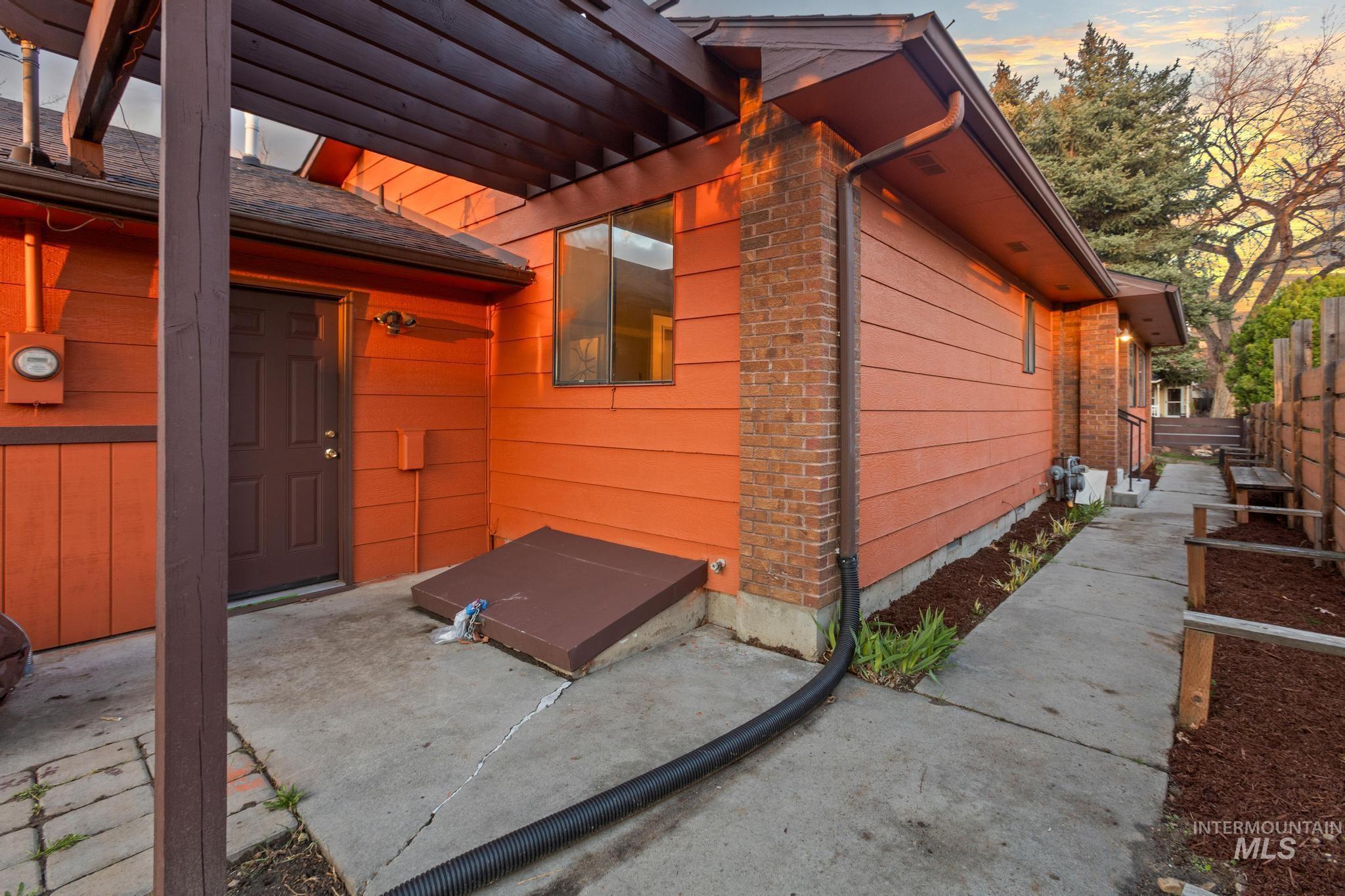 2315 N 23rd St, Boise, Idaho 83702-0528, 2 Bedrooms, 2 Bathrooms, Residential For Sale, Price $715,000,MLS 98983038