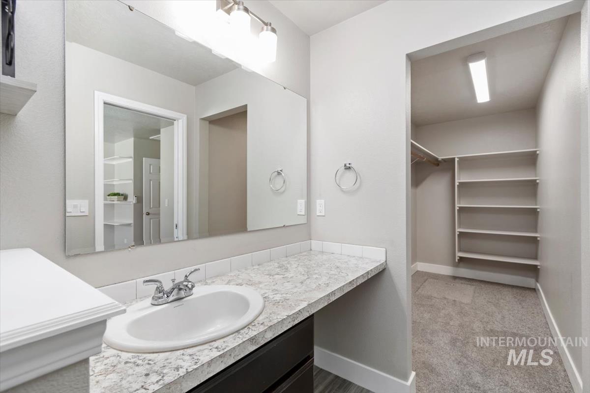 4323 Bainbridge St, Caldwell, Idaho 83607-4510, 3 Bedrooms, 2 Bathrooms, Residential For Sale, Price $420,000,MLS 98983050