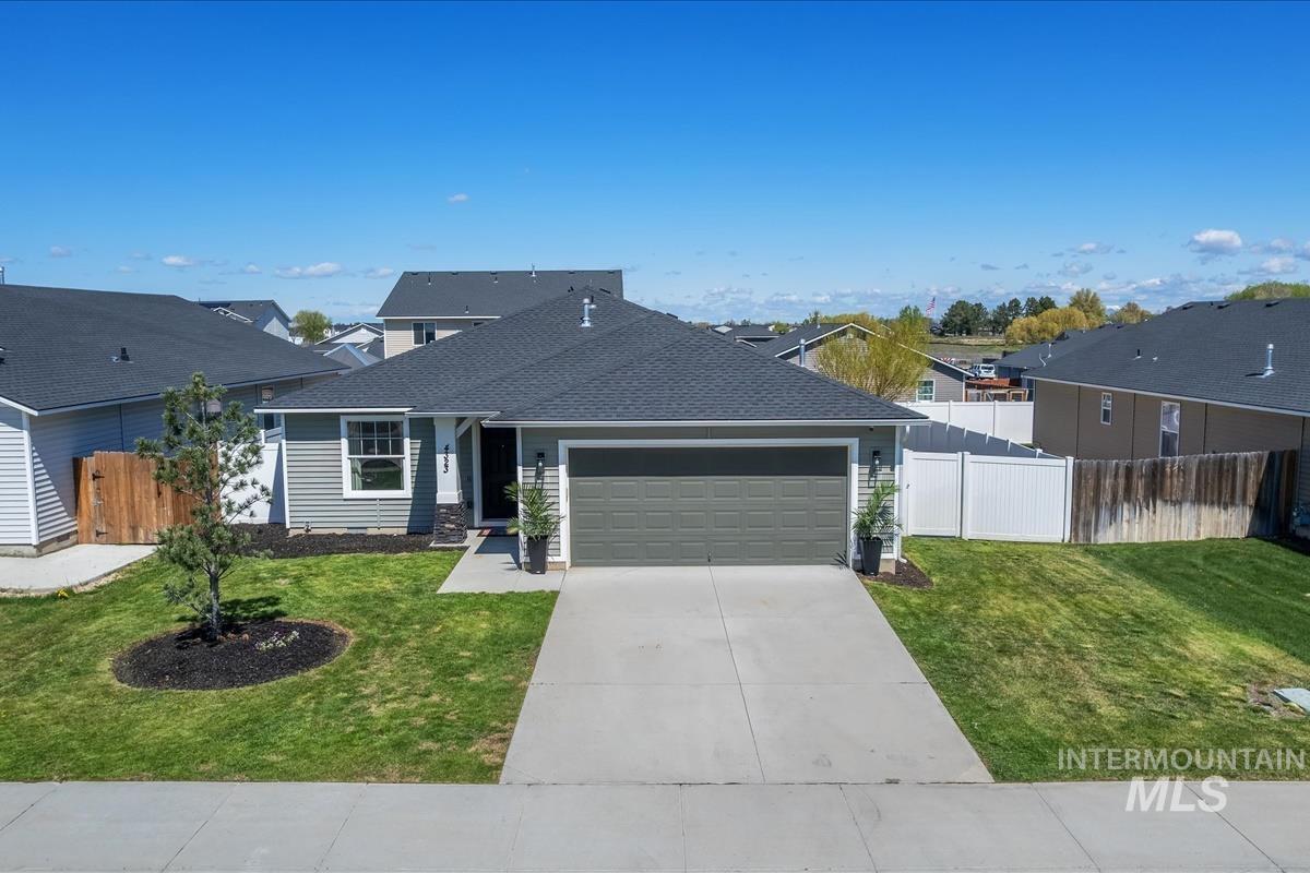 4323 Bainbridge St, Caldwell, Idaho 83607-4510, 3 Bedrooms, 2 Bathrooms, Residential For Sale, Price $420,000,MLS 98983050