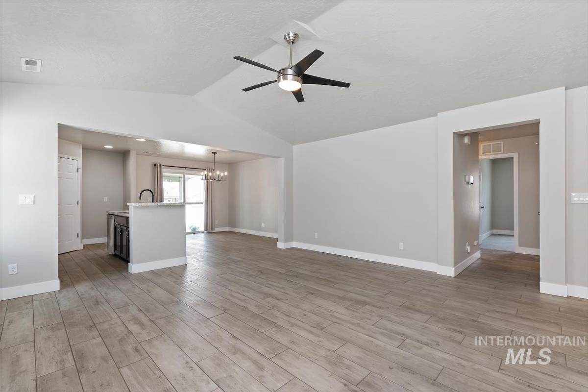 4323 Bainbridge St, Caldwell, Idaho 83607-4510, 3 Bedrooms, 2 Bathrooms, Residential For Sale, Price $420,000,MLS 98983050