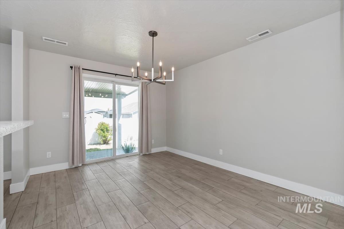 4323 Bainbridge St, Caldwell, Idaho 83607-4510, 3 Bedrooms, 2 Bathrooms, Residential For Sale, Price $420,000,MLS 98983050